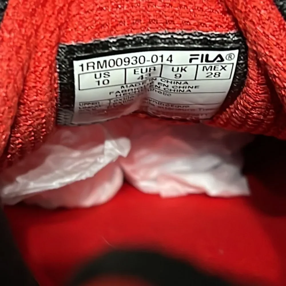 Fila black red